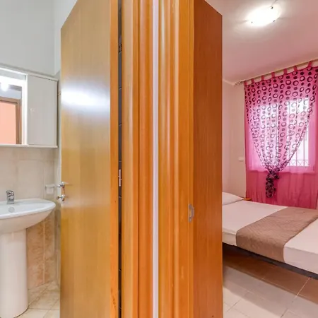 Climatizzato Con Patio Esterno Privato A 150 M Dal Mare *